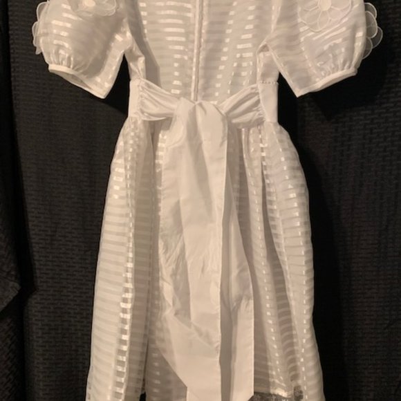 Girls size 10 White Dress: First Communion, Flower Girl, Wedding, Formal, etc. - Picture 8 of 12